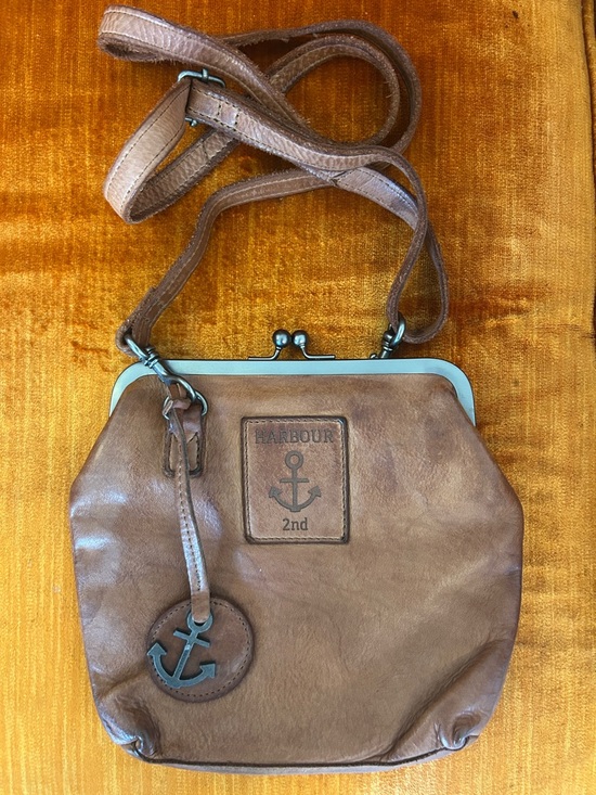 Harbour 2Nd Handbags - Harbour 2nd Distressed Brown Leather Crossbody Bag with Kiss Lock Closure